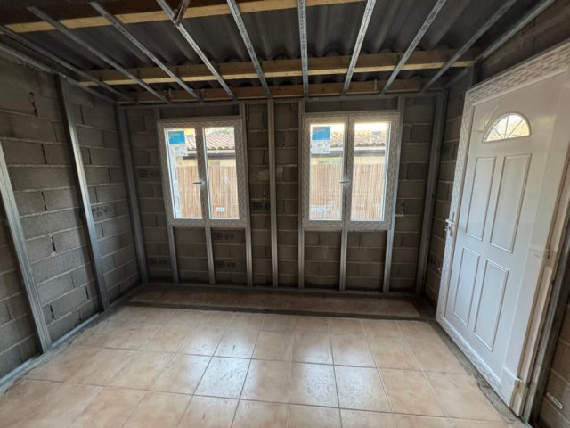 Chantier-a-Orgon-pour-un-hall-dentree