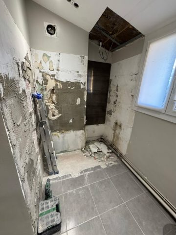 Renovation-de-salle-de-bain-a-Venelles