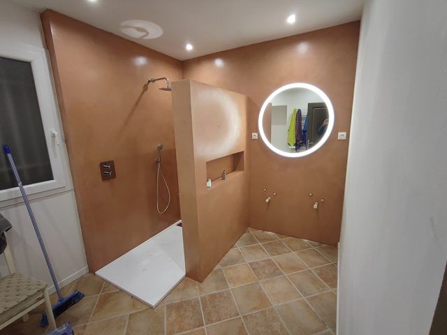 Renovation-salle-de-bain-a-Senas